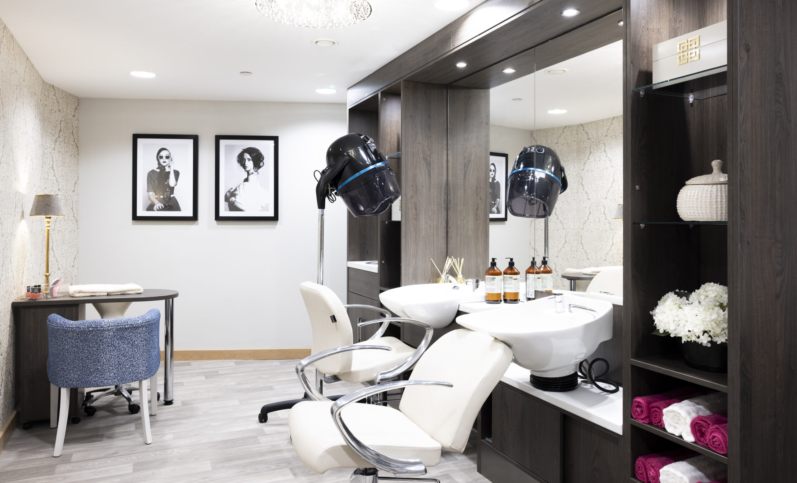 Hair & Beauty Salon at Mearns View